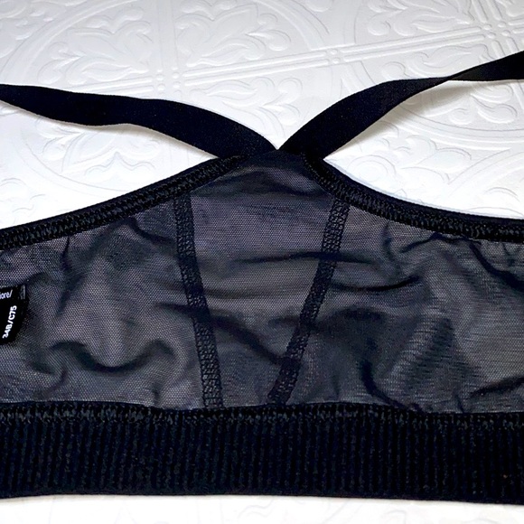 Victoria’s Secret Knockout Bra - Picture 6 of 8